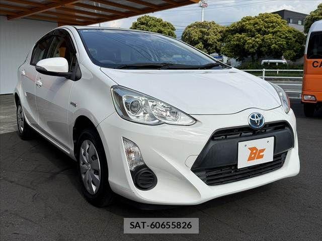 Toyota AQUA 2015-07 7214750-4