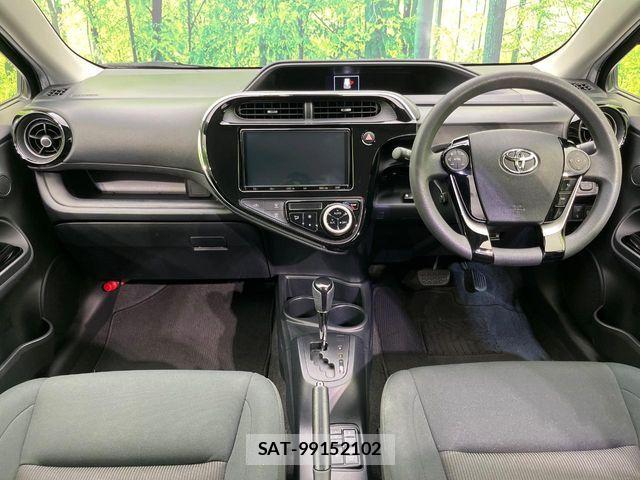 Toyota AQUA 2019-06 7214828-1
