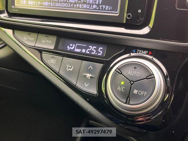 Toyota AQUA 2015-12 7214762-4