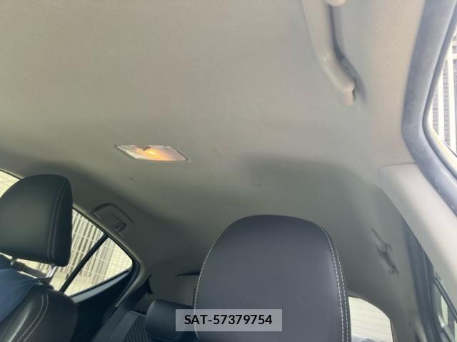 Toyota AQUA 2020-04 7214838-11