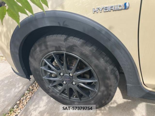 Toyota AQUA 2020-04 7214838-7