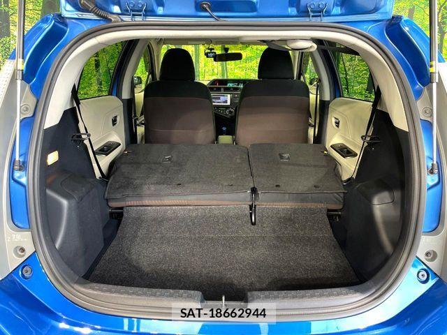 Toyota AQUA 2013-09 7214704-10