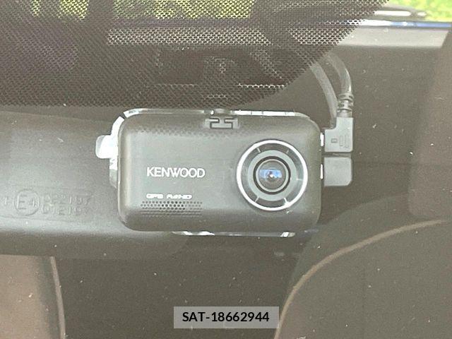 Toyota AQUA 2013-09 7214704-7
