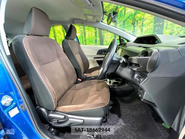 Toyota AQUA 2013-09 7214704-8