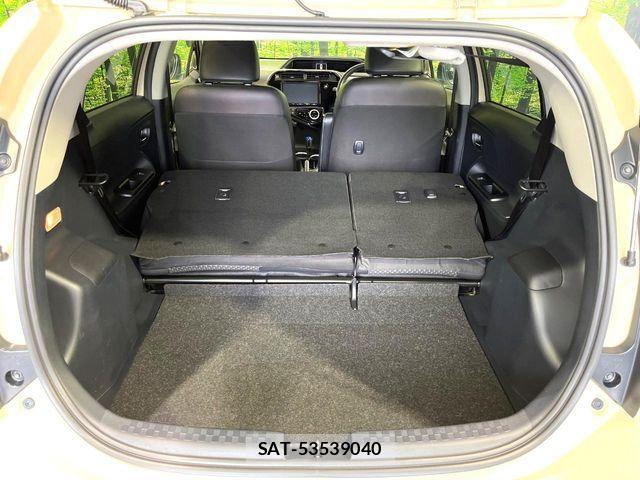 Toyota AQUA 2017-12 7214795-10