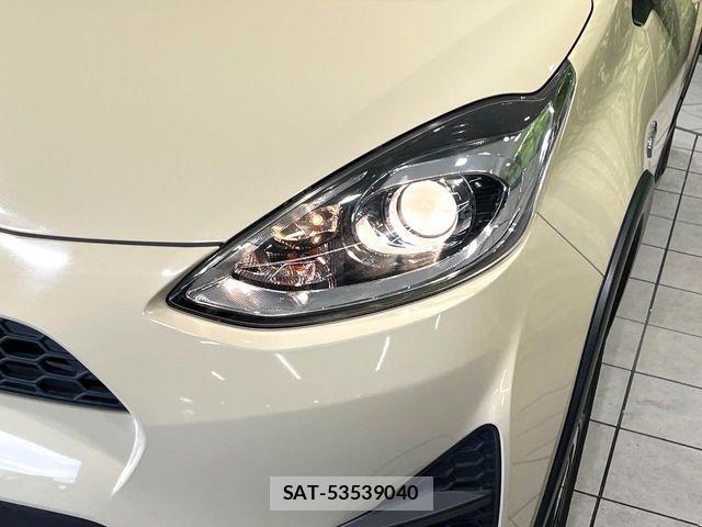 Toyota AQUA 2017-12 7214795-12