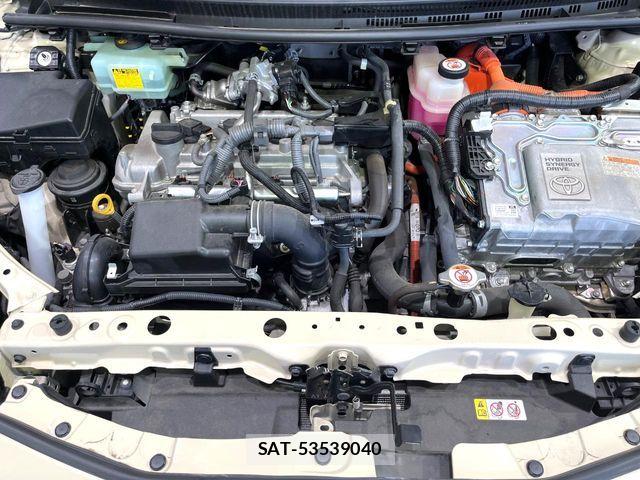 Toyota AQUA 2017-12 7214795-17