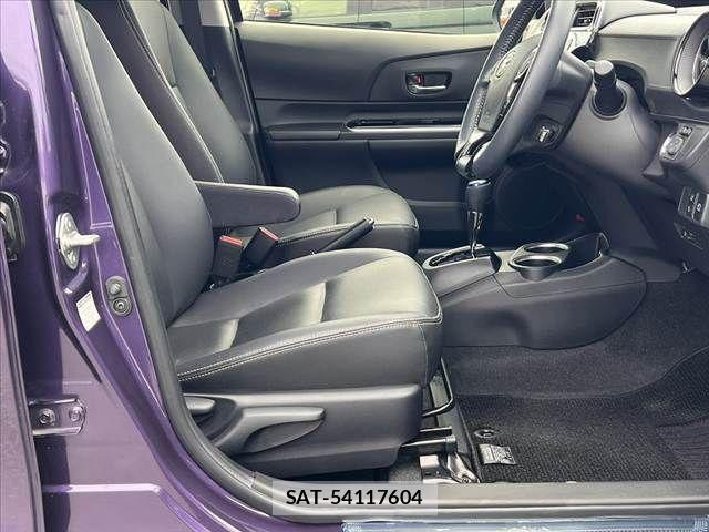 Toyota AQUA 2020-02 7214837-15