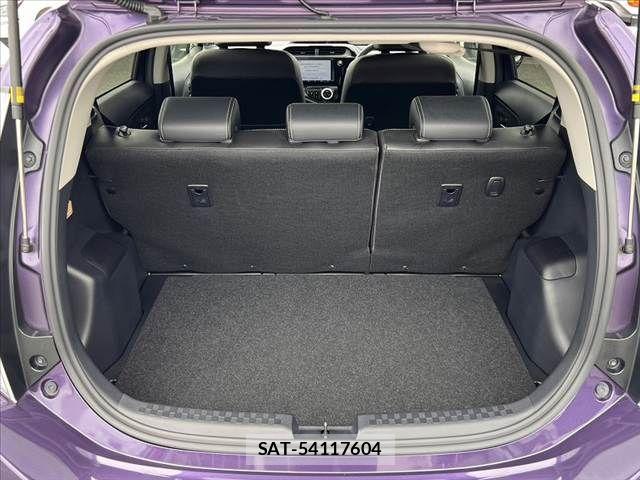 Toyota AQUA 2020-02 7214837-19