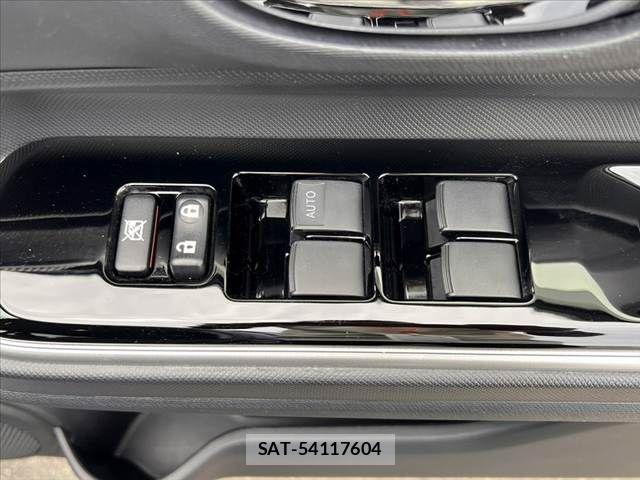 Toyota AQUA 2020-02 7214837-24
