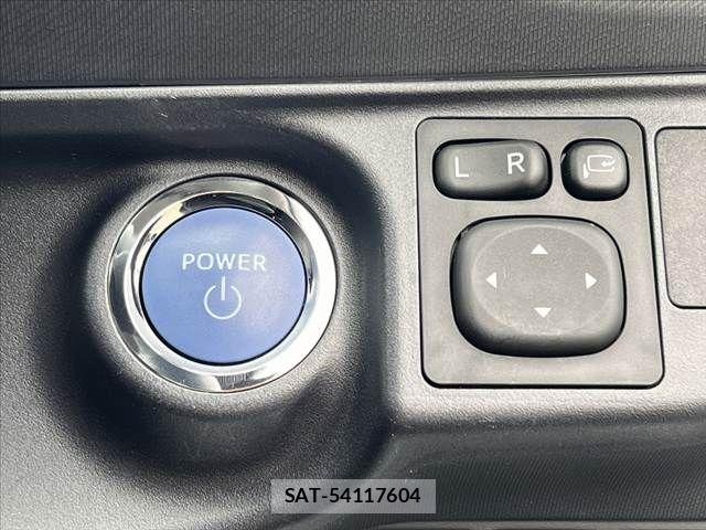 Toyota AQUA 2020-02 7214837-25