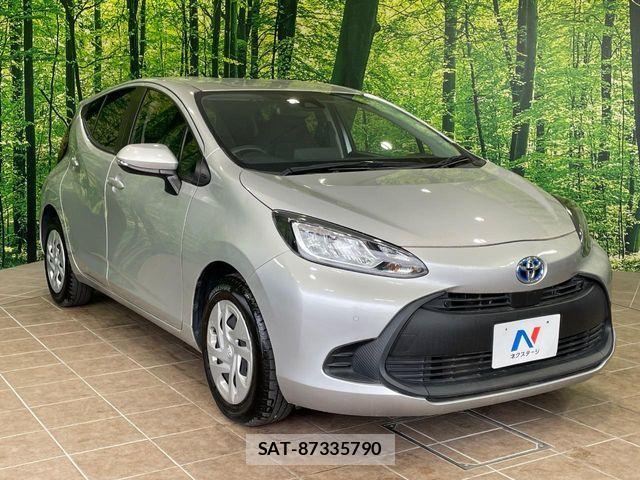 Toyota AQUA 2021-11 7214862-15