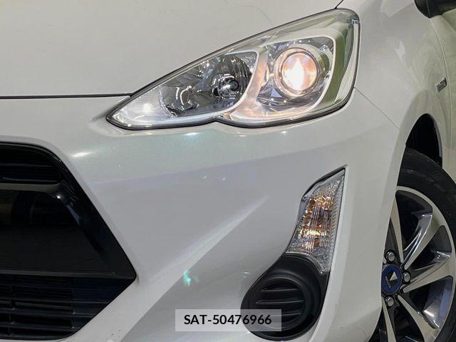 Toyota AQUA 2015-11 7214758-11