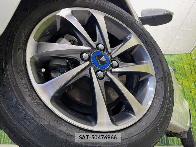 Toyota AQUA 2015-11 7214758-12