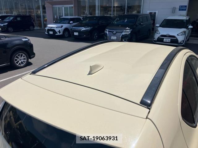 Toyota AQUA 2017-12 7214798-5