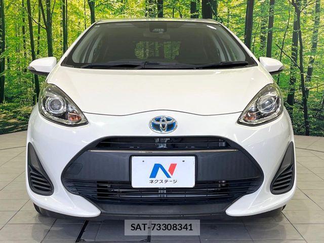 Toyota AQUA 2018-03 7214801-13