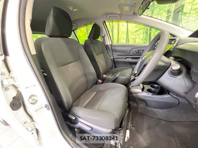 Toyota AQUA 2018-03 7214801-7