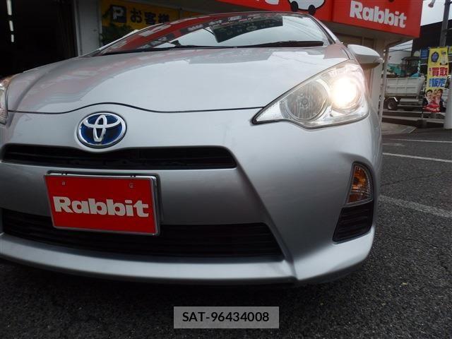 Toyota AQUA 2012-06 7214689-10