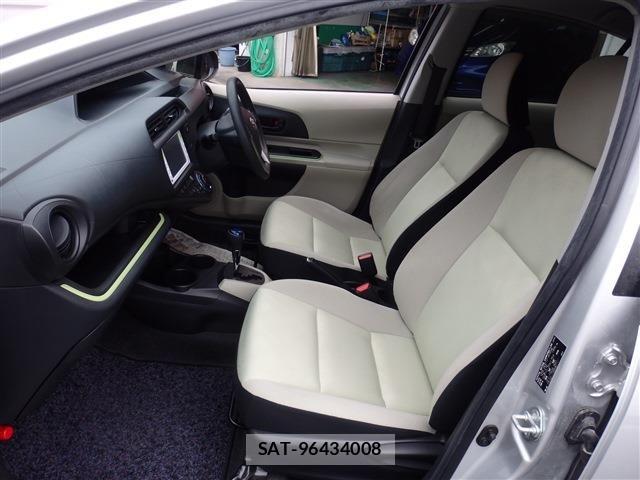 Toyota AQUA 2012-06 7214689-21