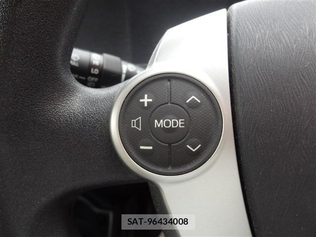 Toyota AQUA 2012-06 7214689-29