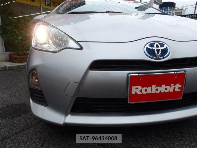 Toyota AQUA 2012-06 7214689-8