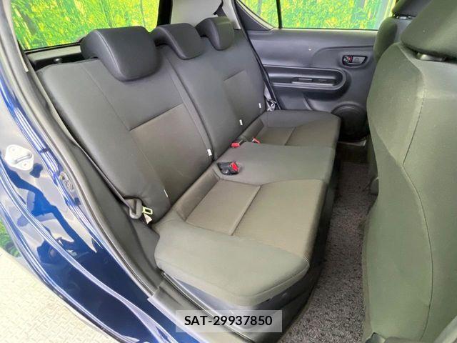 Toyota AQUA 2017-05 7214777-9