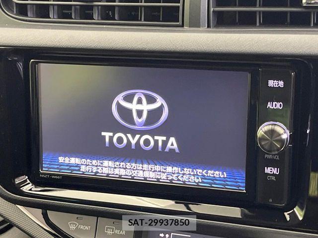 Toyota AQUA 2017-05 7214777-3