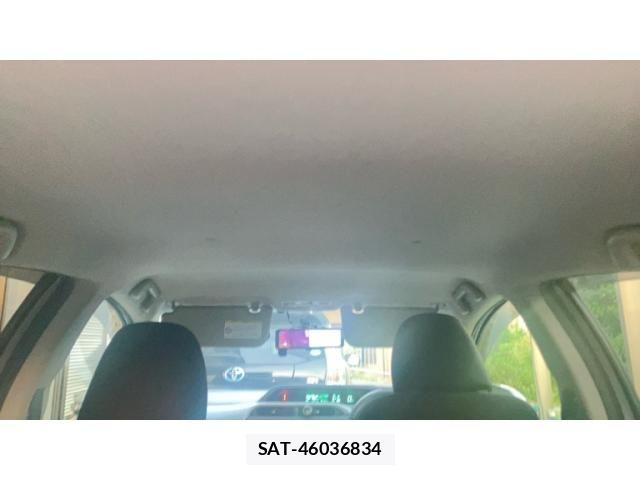 Toyota AQUA 2012-10 7214690-11