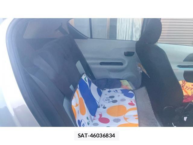 Toyota AQUA 2012-10 7214690-15