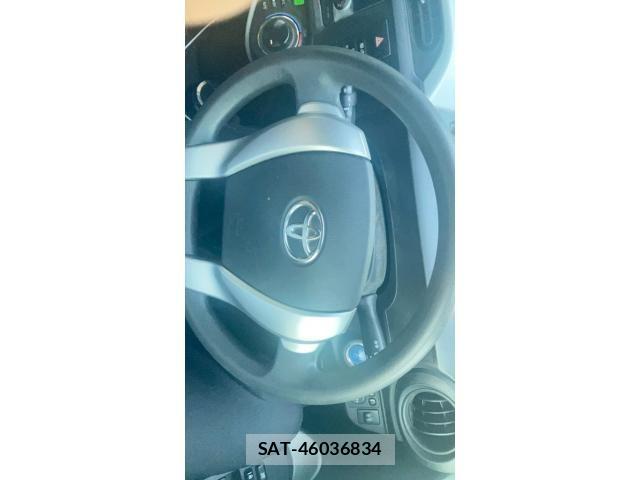 Toyota AQUA 2012-10 7214690-16