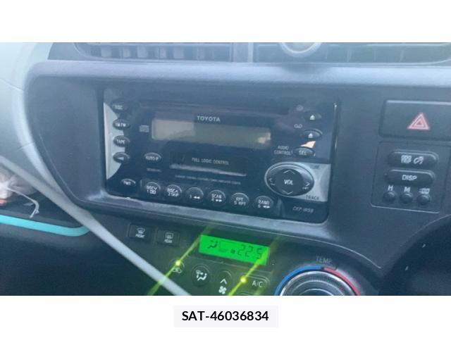 Toyota AQUA 2012-10 7214690-18