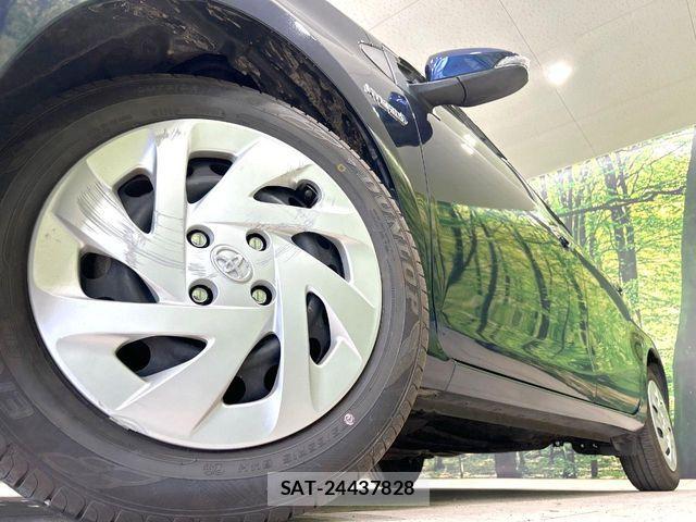 Toyota AQUA 2017-05 7214780-12