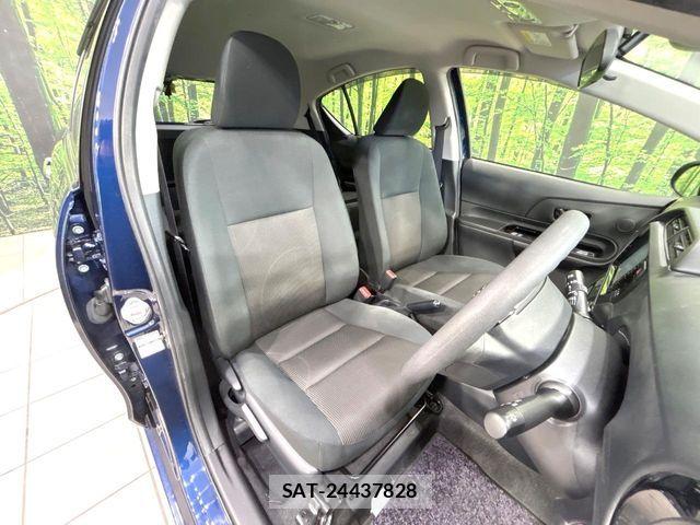 Toyota AQUA 2017-05 7214780-7
