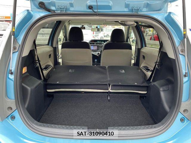 Toyota AQUA 2012-09 7214688-9