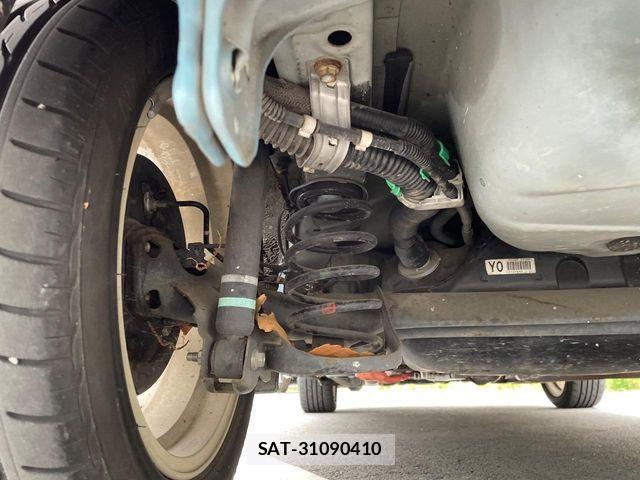 Toyota AQUA 2012-09 7214688-19