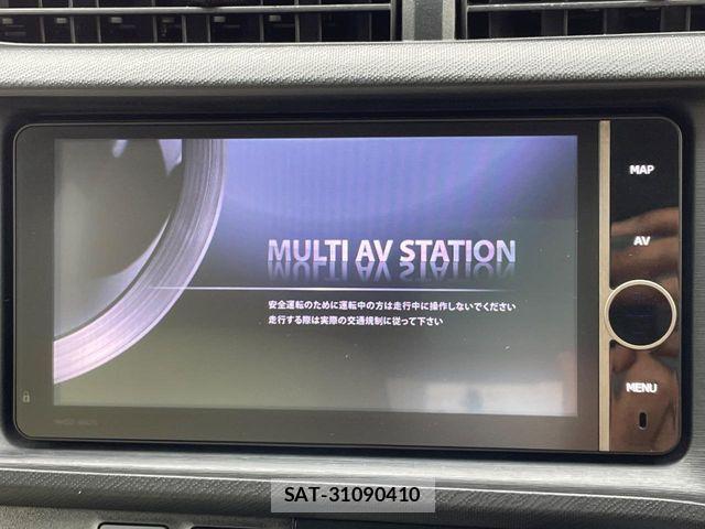 Toyota AQUA 2012-09 7214688-2