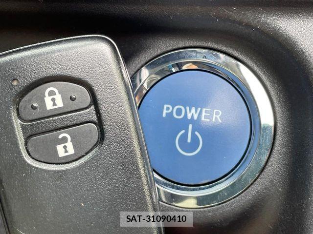 Toyota AQUA 2012-09 7214688-6