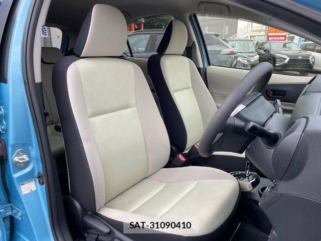 Toyota AQUA 2012-09 7214688-7