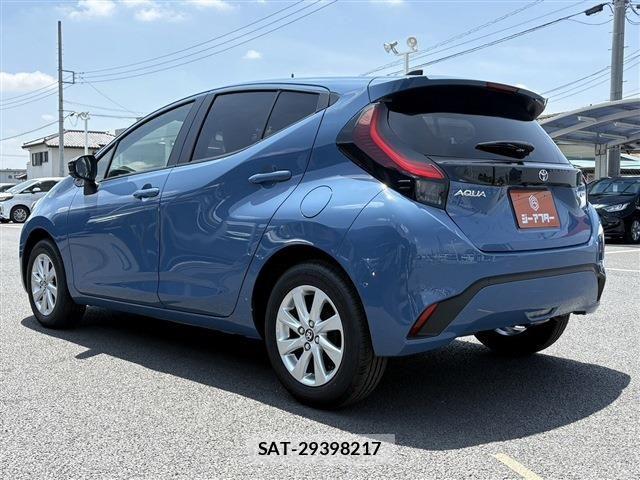 Toyota AQUA 2026-03 7214883-21