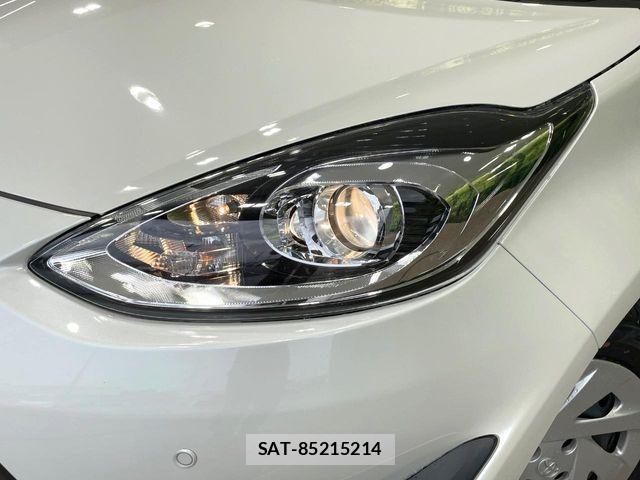 Toyota AQUA 2018-08 7214807-11