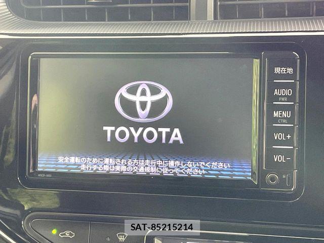 Toyota AQUA 2018-08 7214807-3