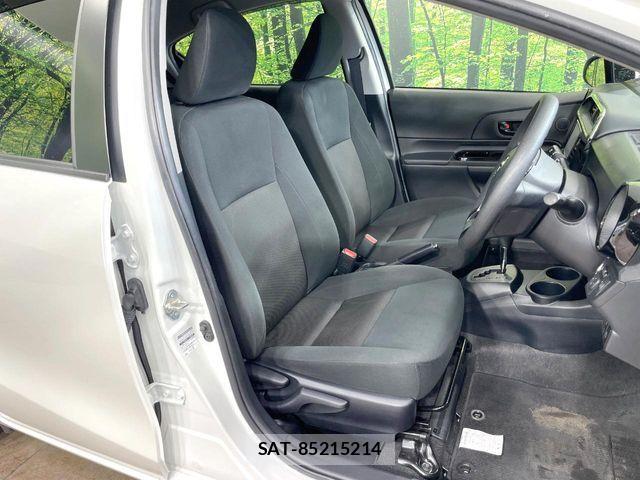 Toyota AQUA 2018-08 7214807-7