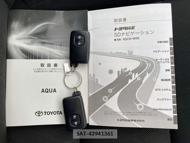 Toyota AQUA 2021-04 7214854-25