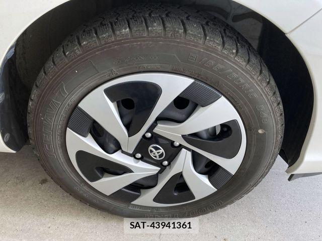 Toyota AQUA 2021-04 7214854-8