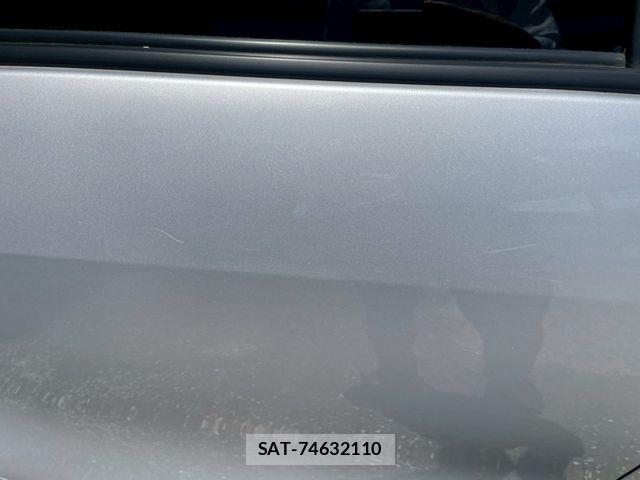 Toyota AQUA 2015-03 7214736-17