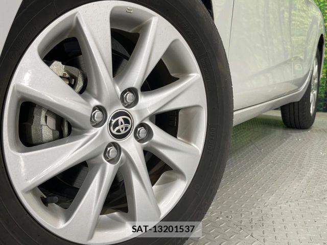 Toyota AQUA 2021-11 7214861-12