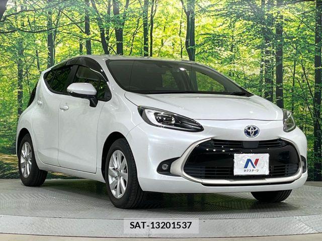 Toyota AQUA 2021-11 7214861-15