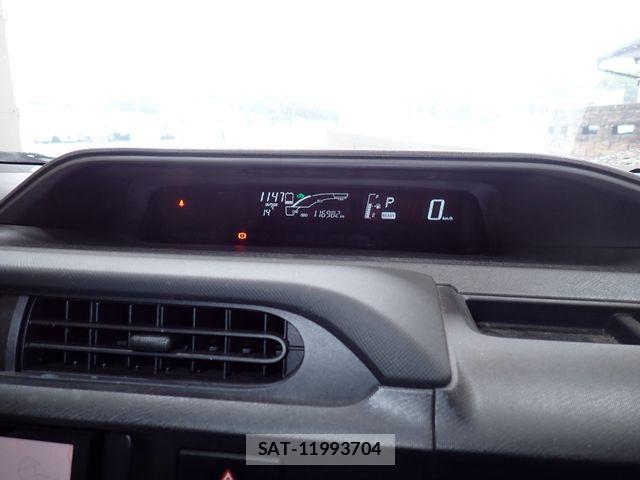 Toyota AQUA 2015-05 7214745-10