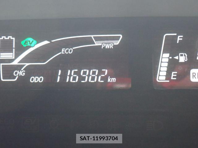 Toyota AQUA 2015-05 7214745-11