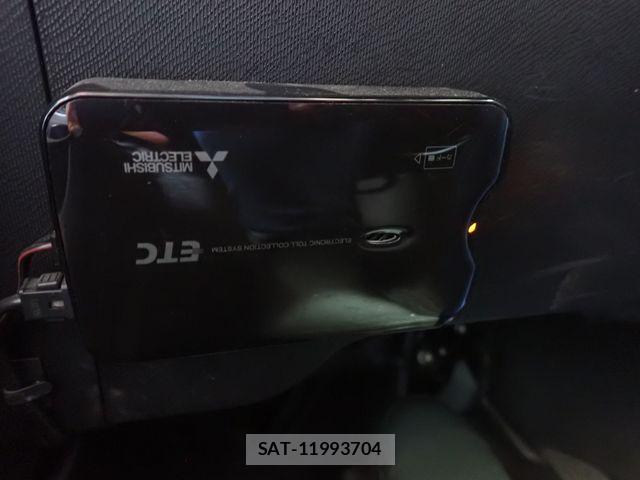 Toyota AQUA 2015-05 7214745-15